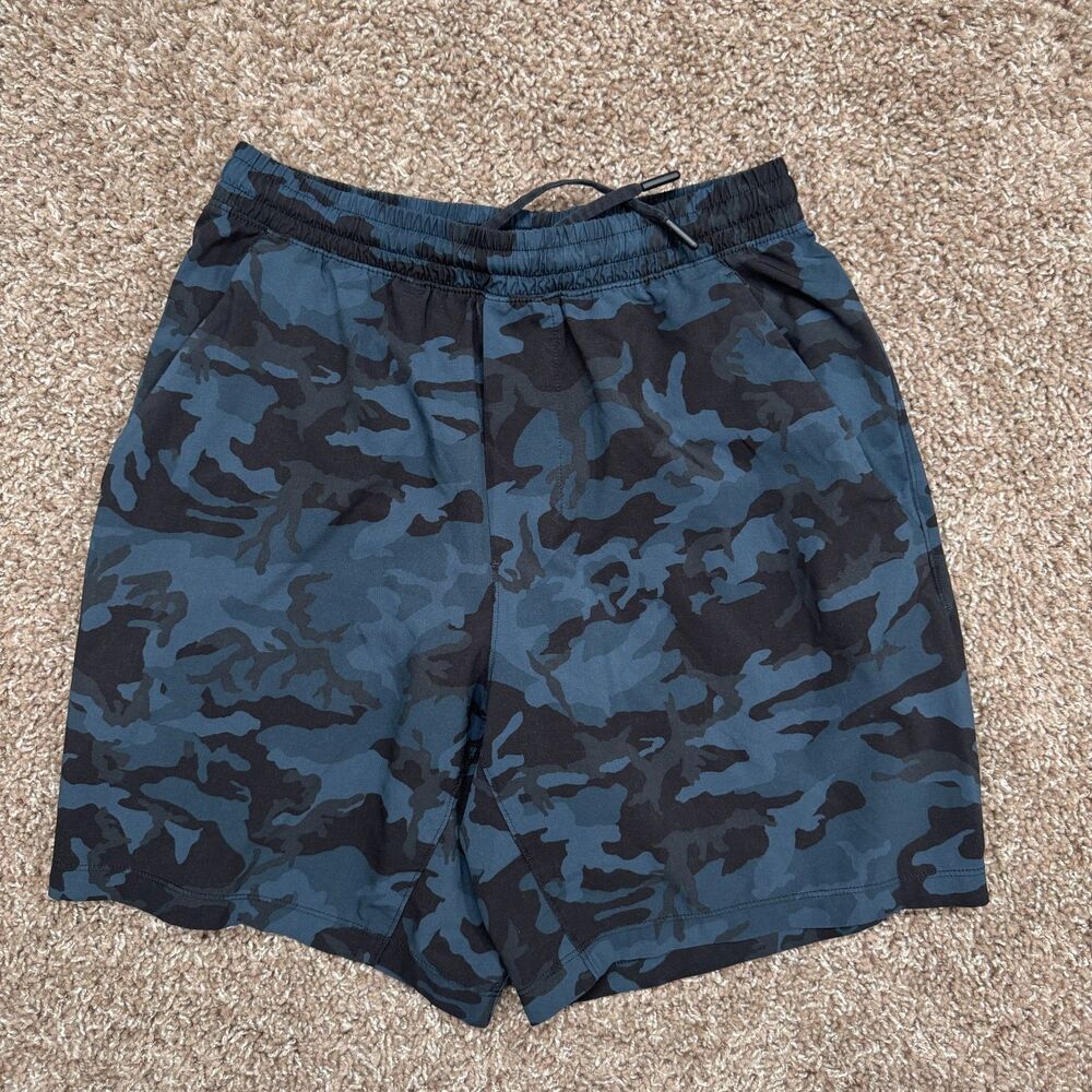 Lululemon Men's Small Blue Camo Pace Breaker Shorts Linerless Performance